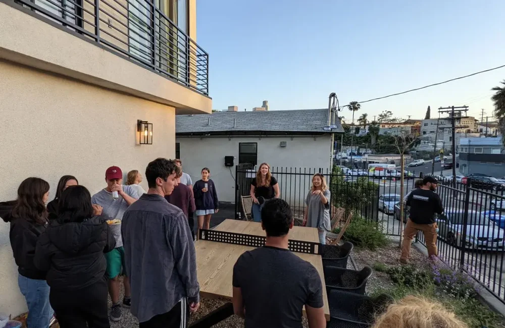 Los Angeles Community 3 Node Living