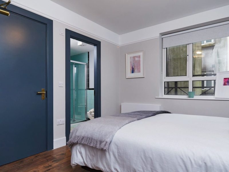 Node Living Fitzwilliam Square - Coliving Room Premium - Bedroom (2)