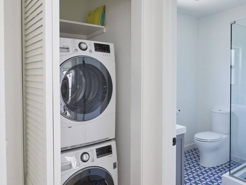 Node Living Los Angeles - Furnished Apartment 908 1H - Bathroom