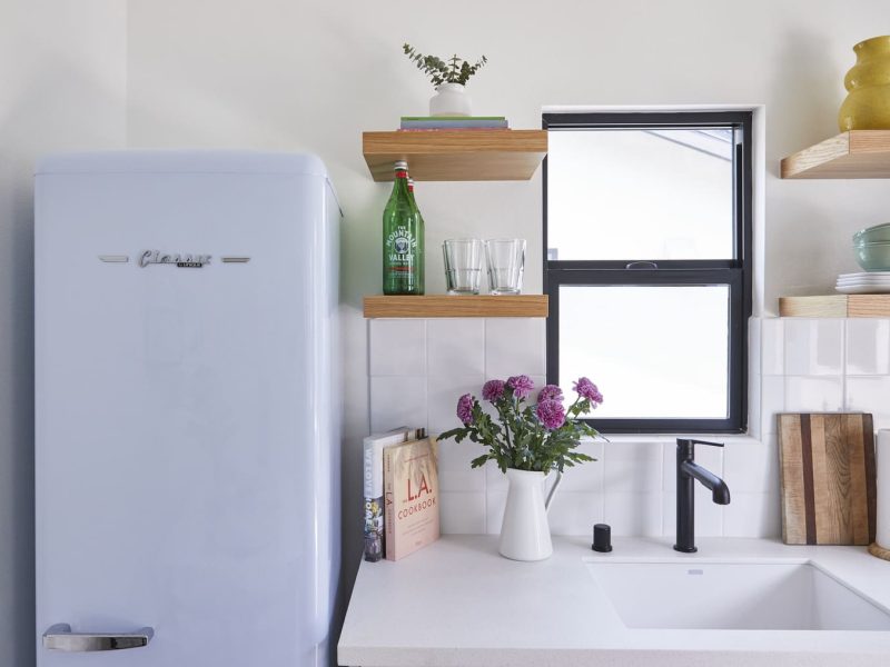 Node Living Los Angeles - Furnished Apartment 908 1H - Kitchen