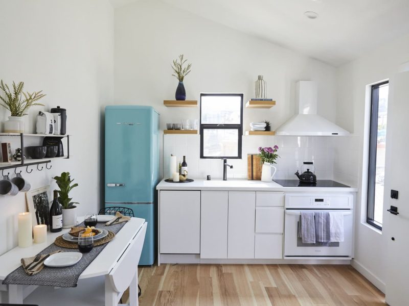 Node Living Los Angeles - Furnished Apartment 908 Everett 2BED - Kitchen-1