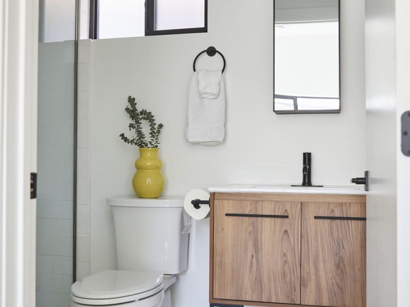 Node Living Los Angeles - Furnished Apartment 914 Everett 3BED - Bathroom-3